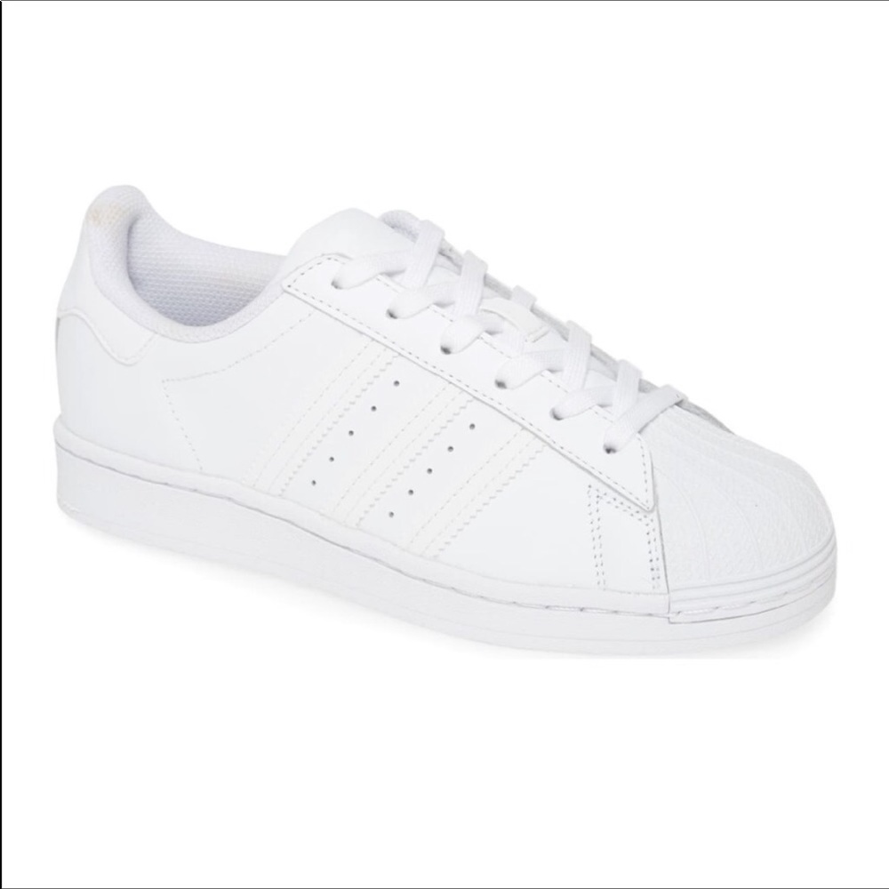NEW!!! ADIDAS SUPERSTAR SNEAKER SIZE 8